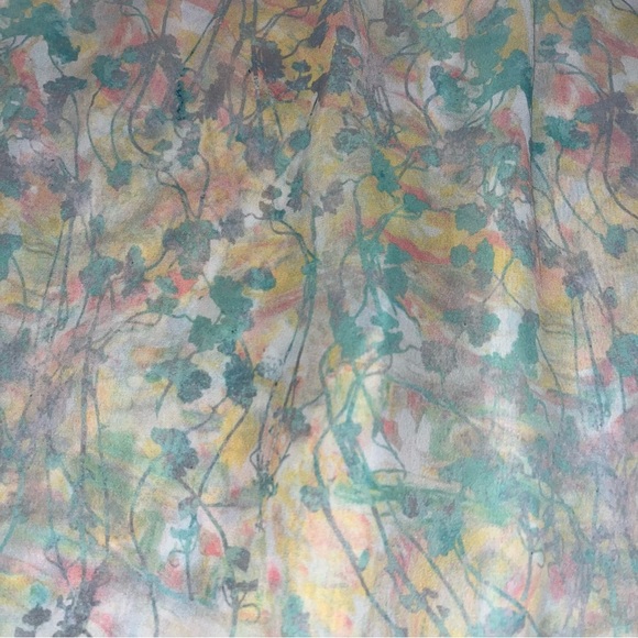 Soft Surroundings Cotton Gauzey Mixed Media Floral Tunic Top - Picture 4 of 6